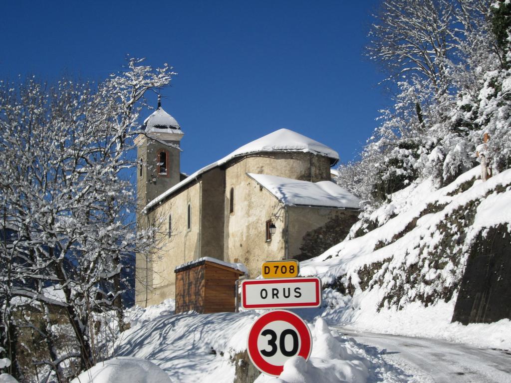 Gîte Orus Extérieur photo